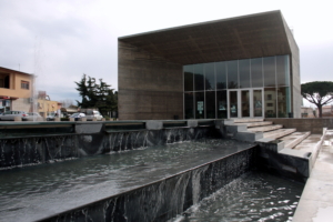Hotel vicino il Teatro Comunale Lea Padovani